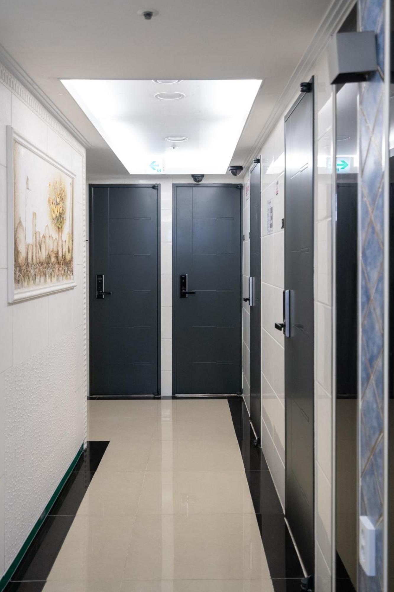 Arte Premium Oneroomtel Myeongdong Seoul Exterior photo